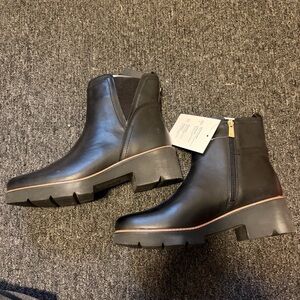 Naturalizer Derry Waterproof Black Ankle Booties 9.5 W